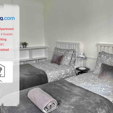 Netley Village Apartment Hamble-le-Rice Dış mekan fotoğraf