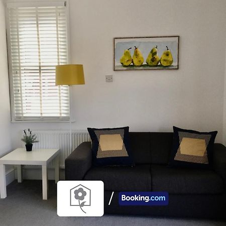 Netley Village Apartment Hamble-le-Rice Dış mekan fotoğraf